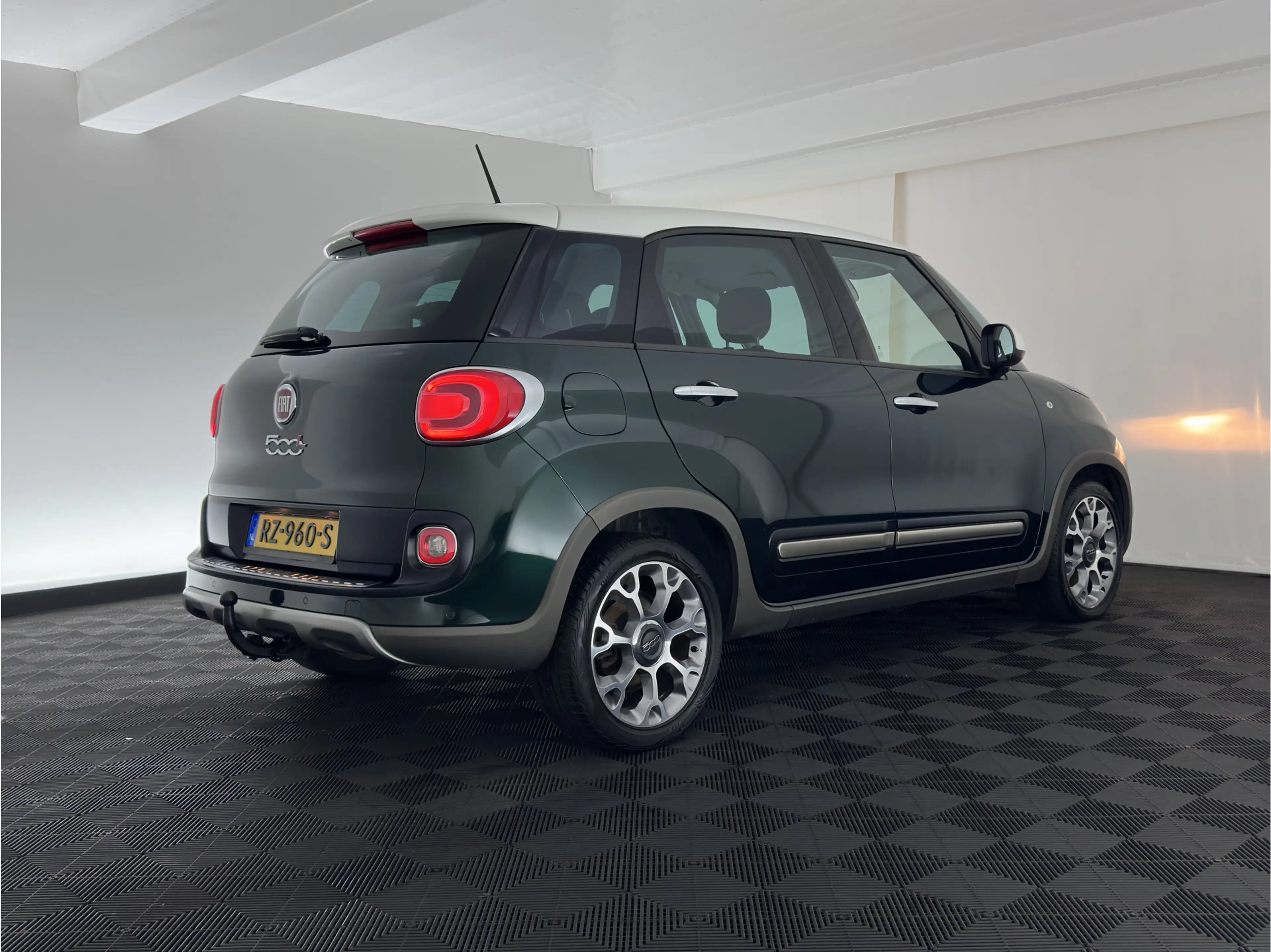 Fiat 500L 1.6 M-Jet Trekking Lounce-Styling *NAVI-FULLMAP | — photo 6