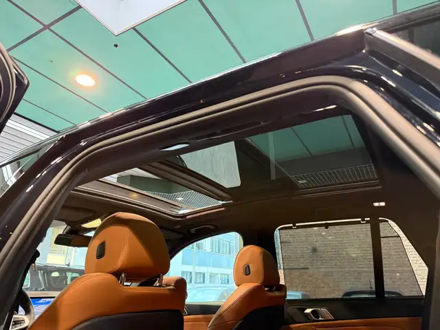 BMW X5 view 15