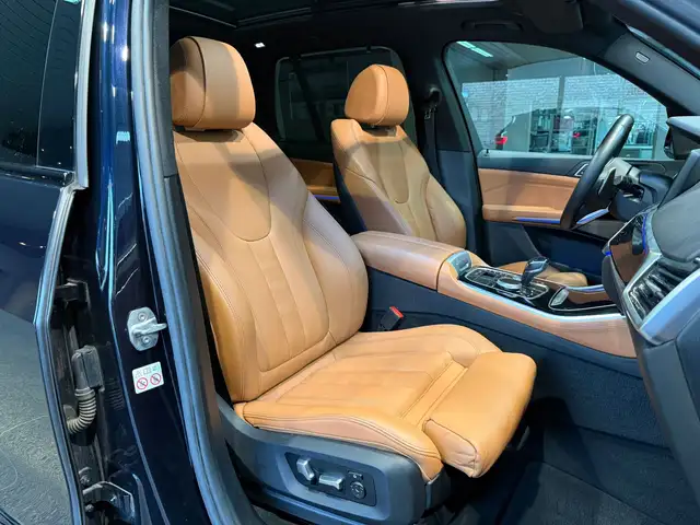 BMW X5 view 14