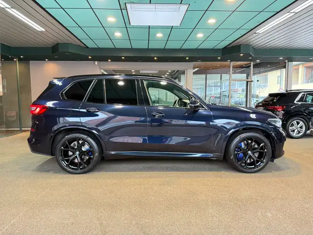 BMW X5 view 7