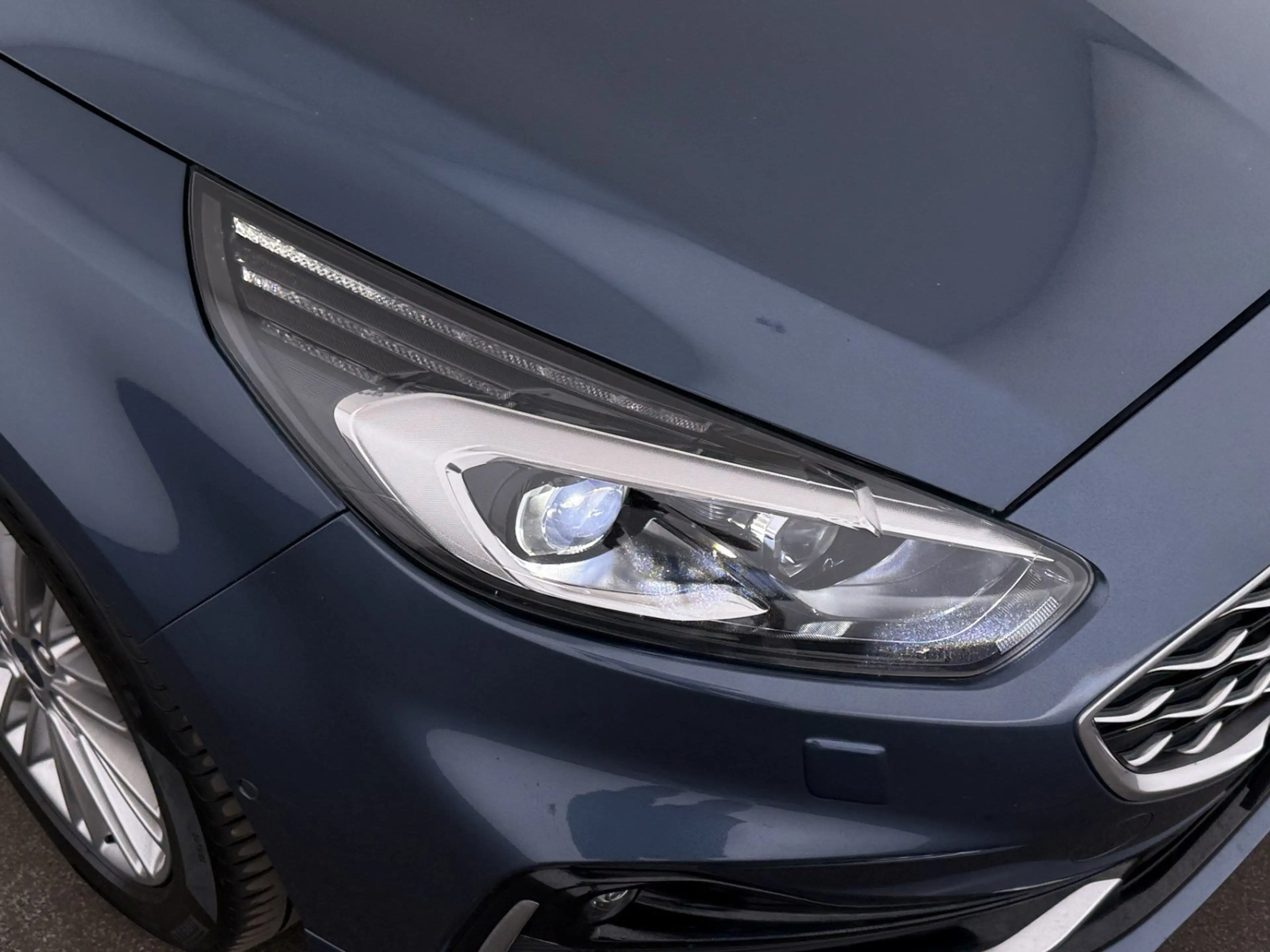 Ford S-Max 2.0 EcoBlue Vignale 4x4 Aut 7-SITZER LED — photo 12