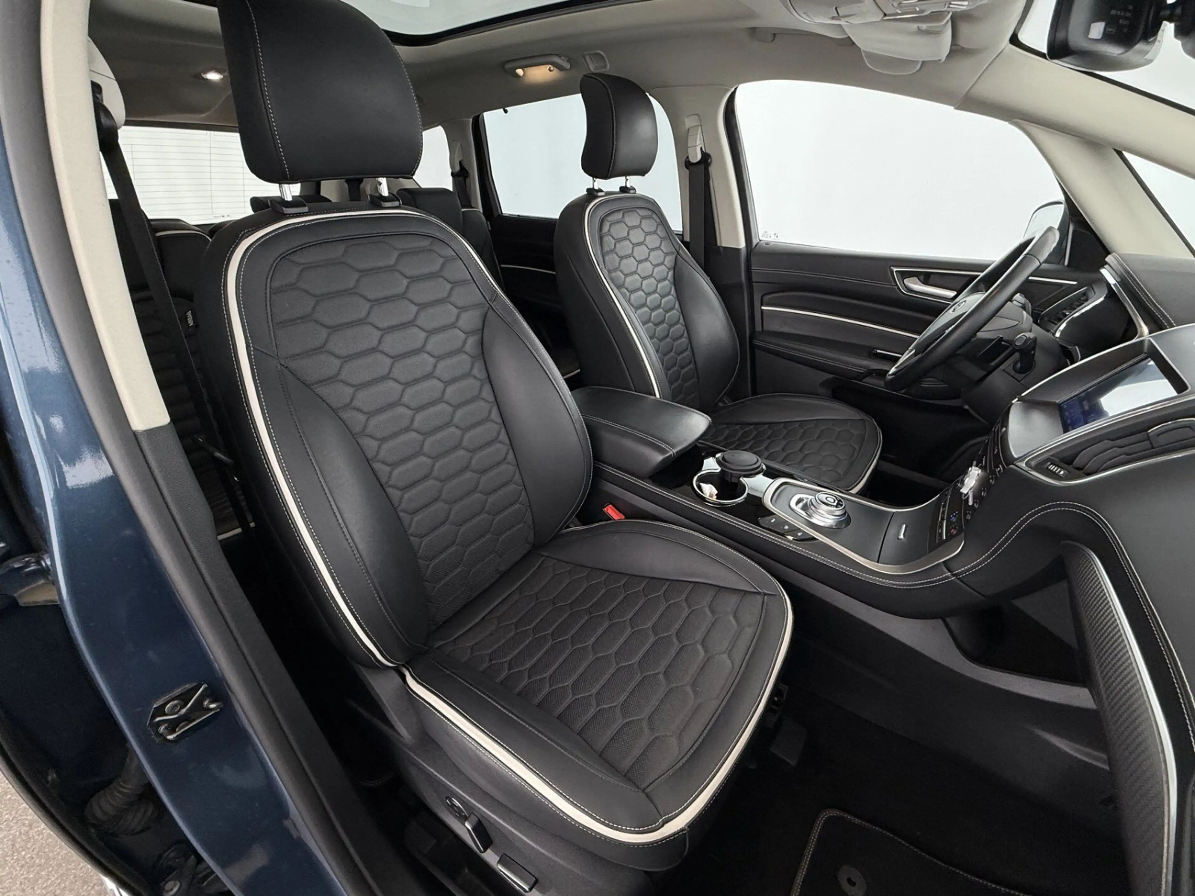 Ford S-Max 2.0 EcoBlue Vignale 4x4 Aut 7-SITZER LED — photo 15