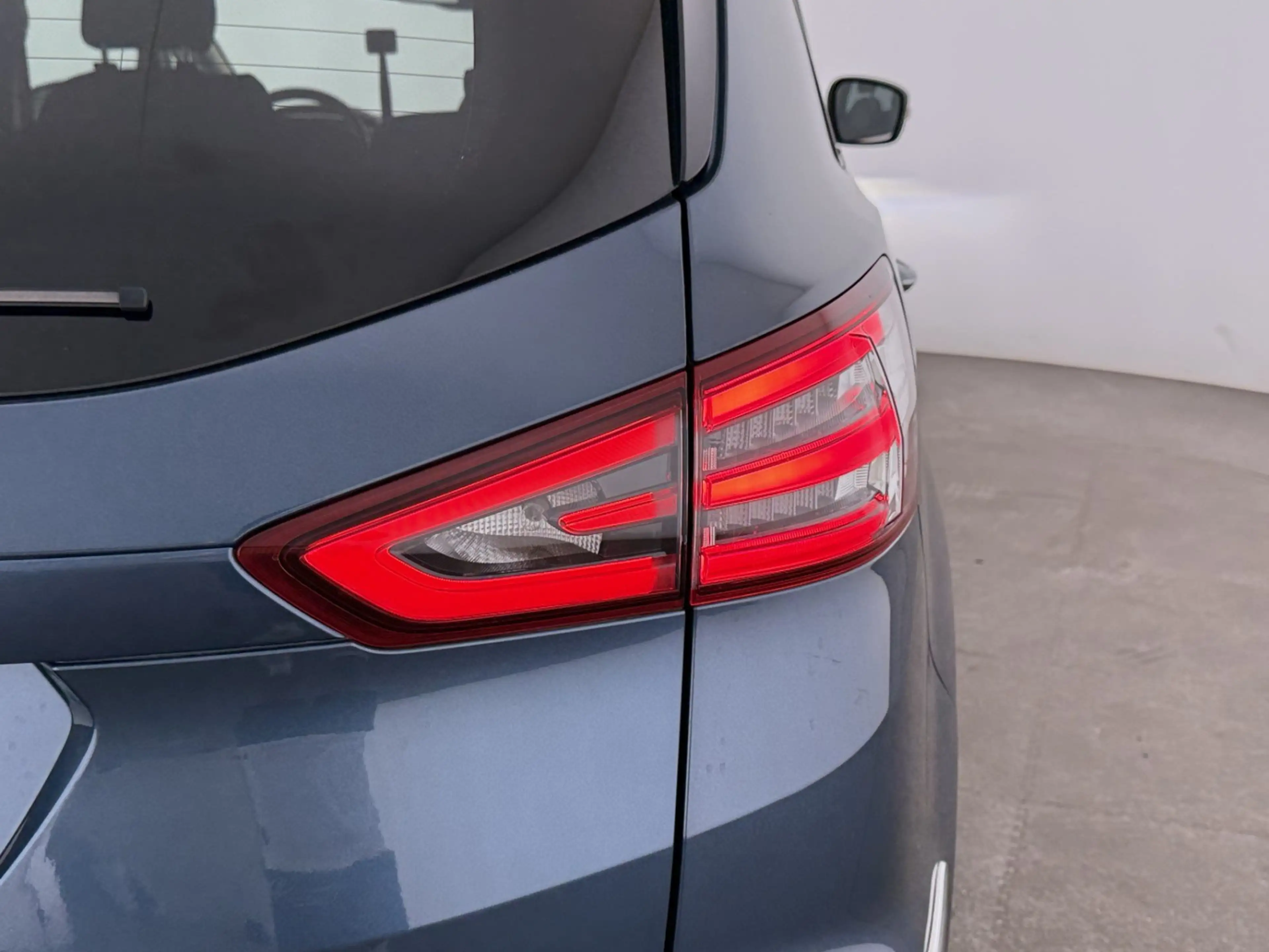 Ford S-Max 2.0 EcoBlue Vignale 4x4 Aut 7-SITZER LED — photo 11