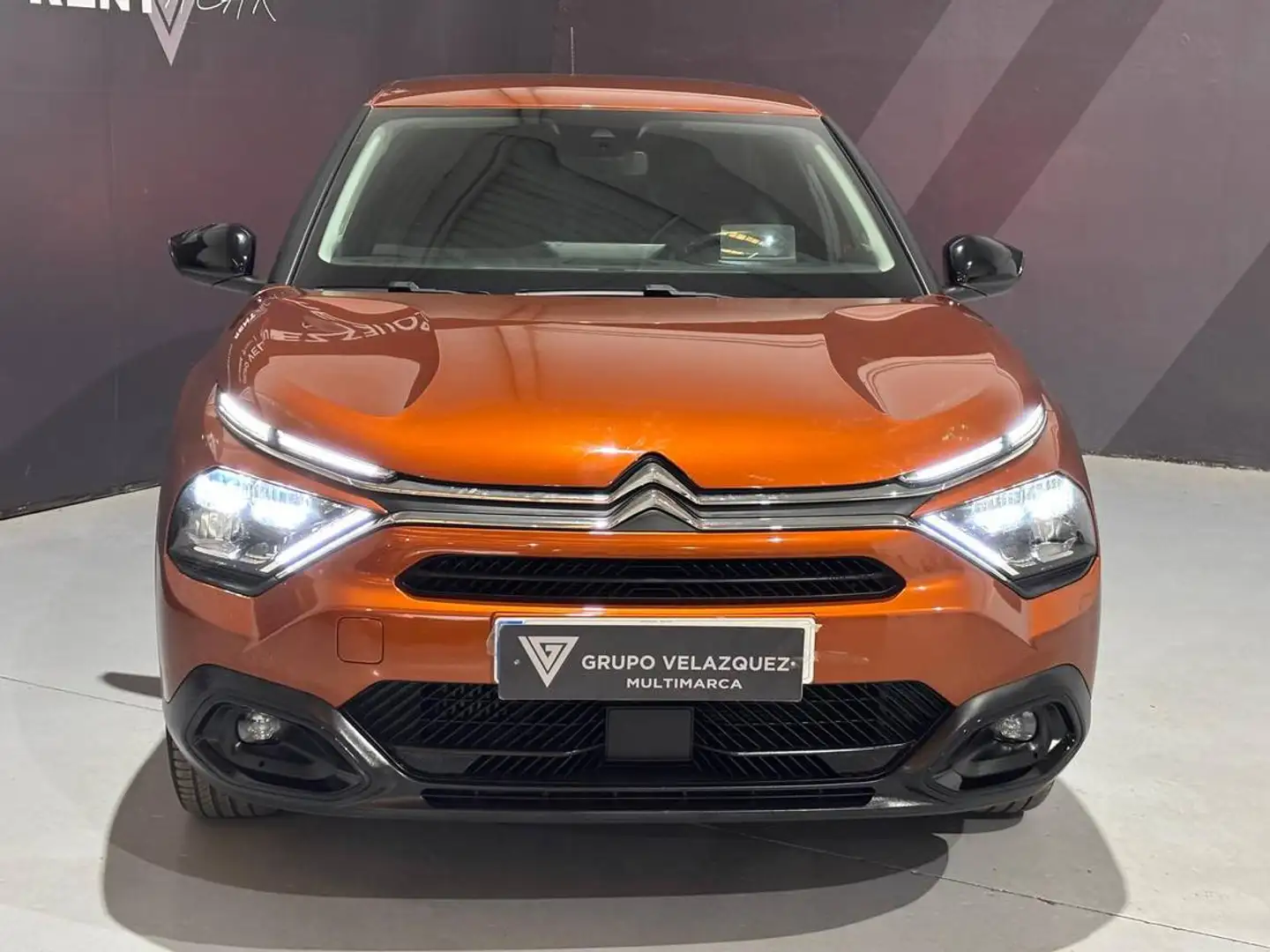 Citroen C4 1.5 BlueHDI S&S Feel Pack EAT8 130 Marrón - 2