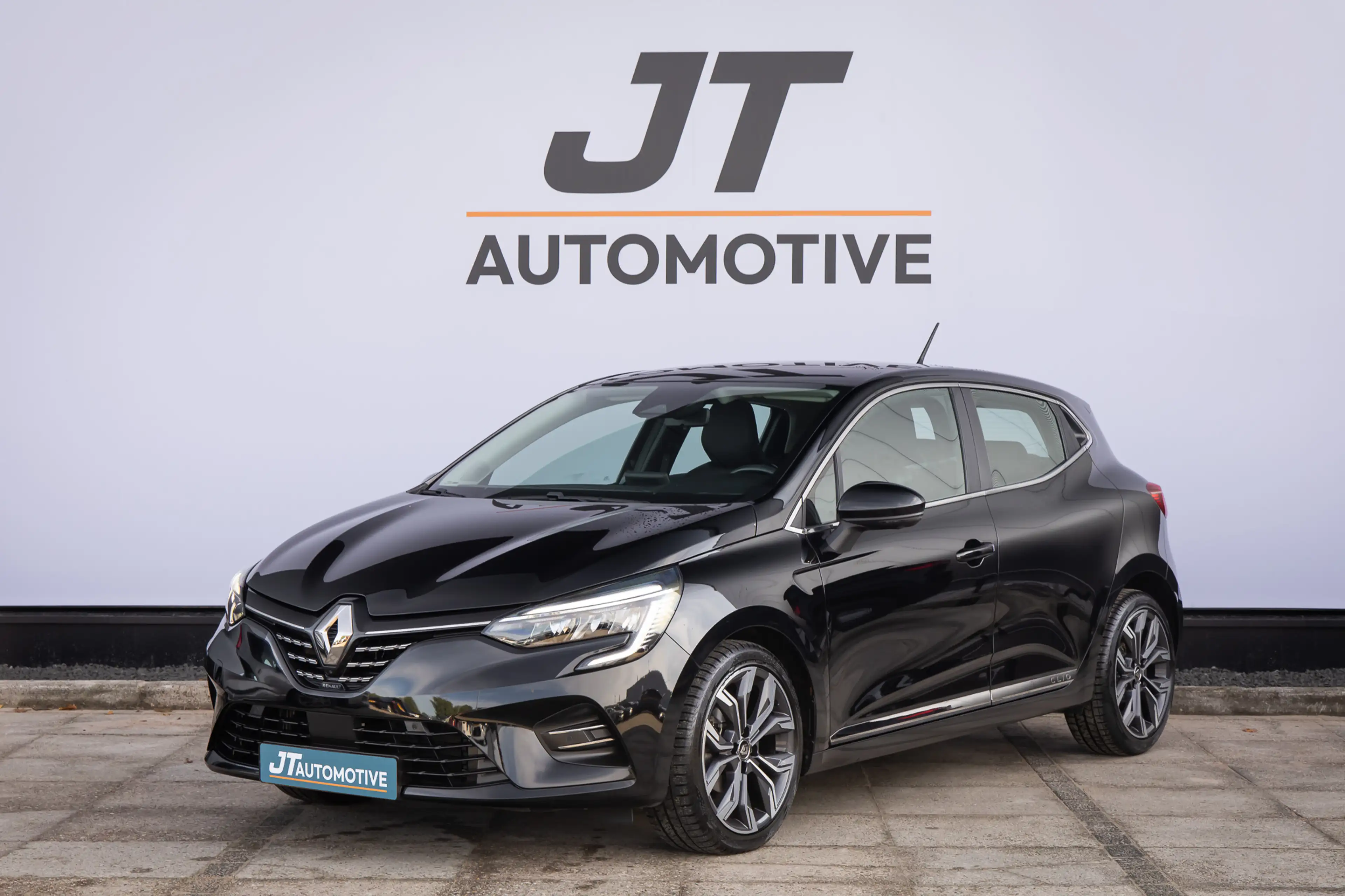 Renault Clio 1.0 TCe Intens | Dodehoekdetectie | DAB | CarPlay