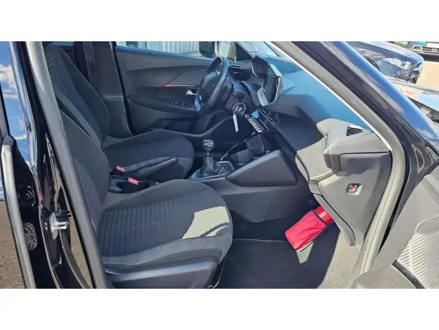 Peugeot 2008 view 14