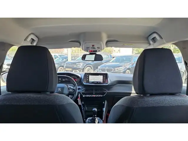 Peugeot 2008 view 15