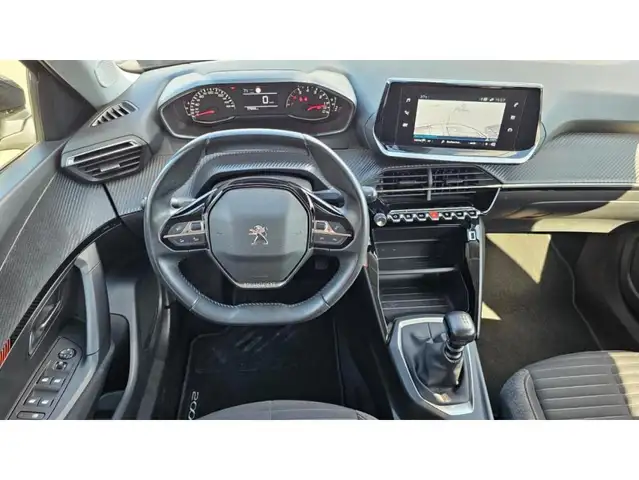 Peugeot 2008 view 7