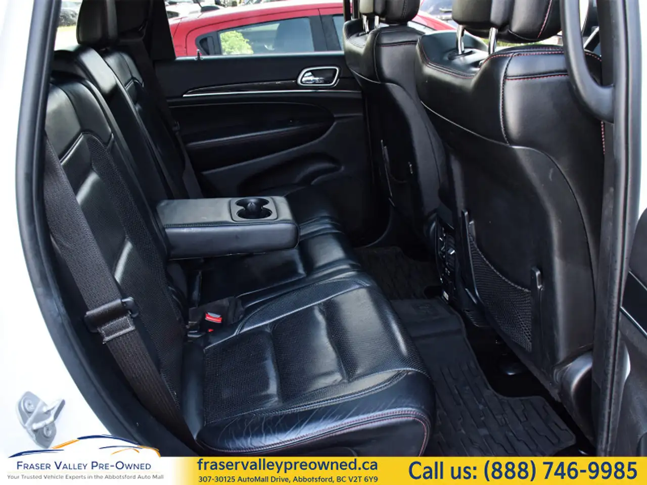 Jeep Grand Cherokee снимка Jeep Grand Cherokee