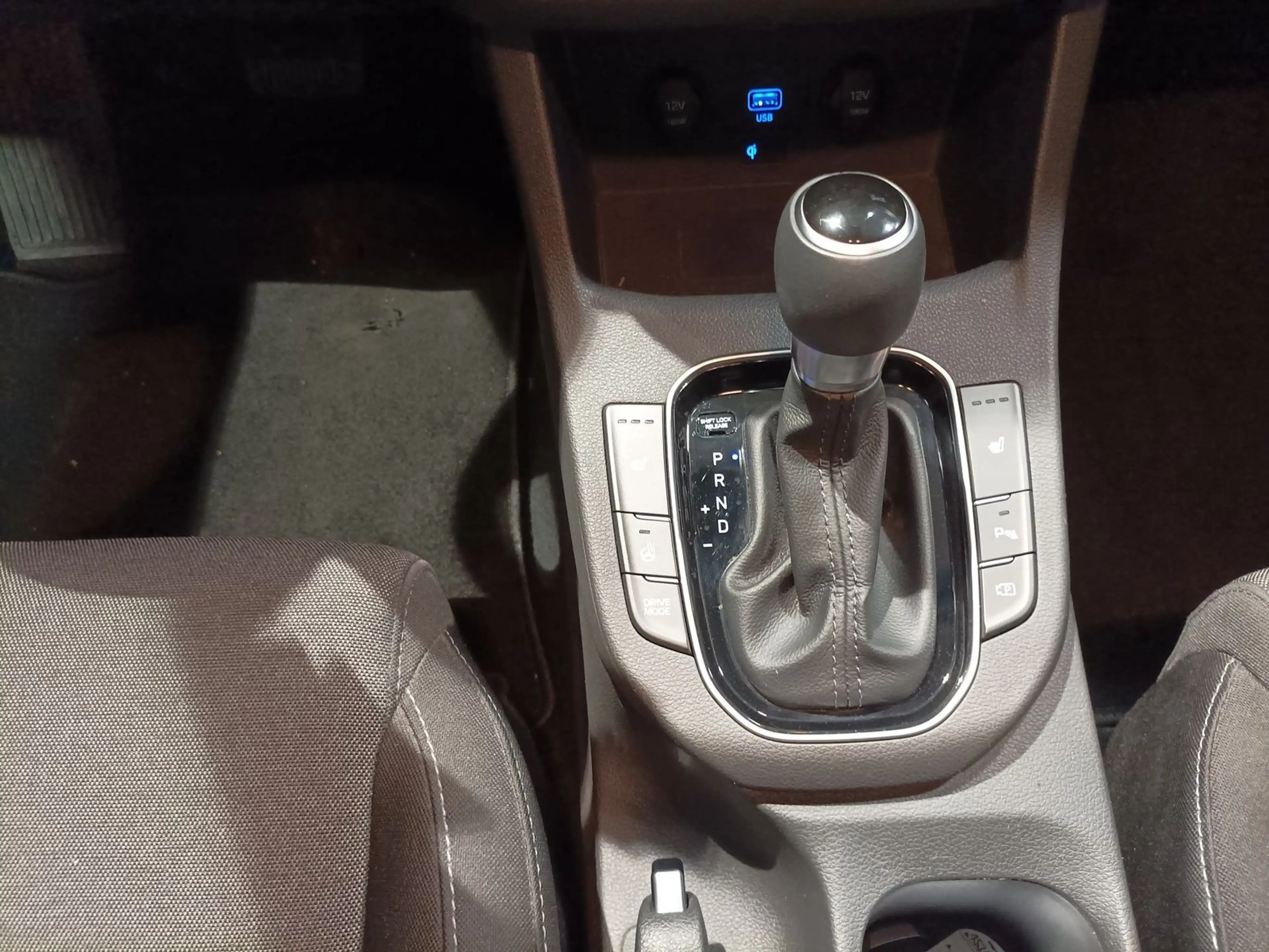 Hyundai i30 1.5 T-GDI Ed. 30+ LED|Navi|Kamera|SHZ|Pano — photo 13