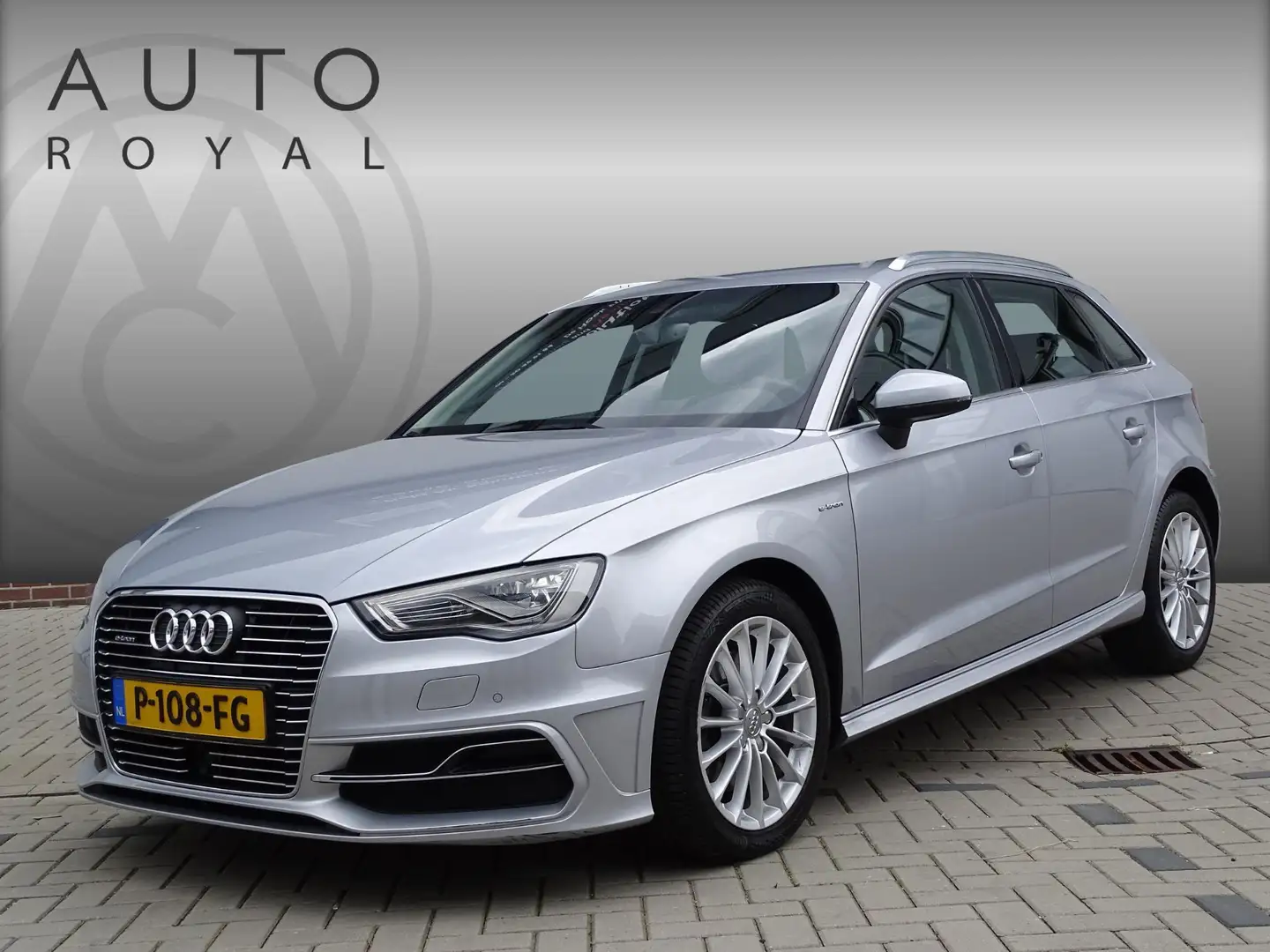 Audi A3 Sportback 1.4 e-tron PHEV Attraction Pro Line plus Gris - 1