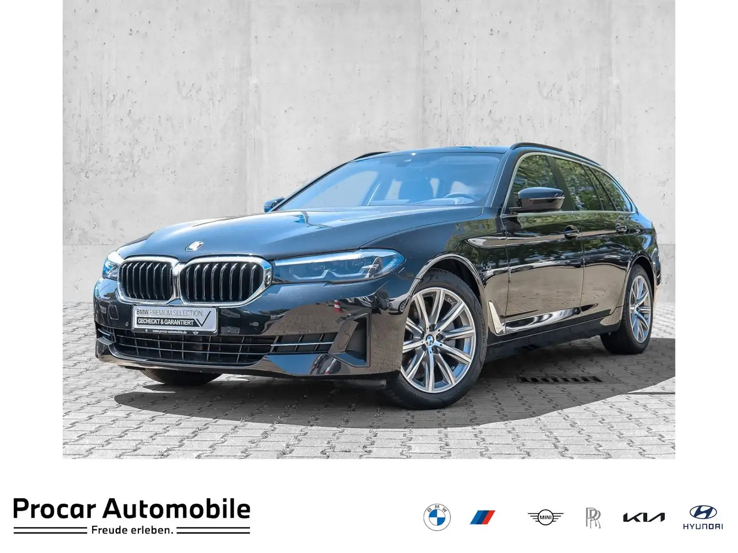 BMW 520 d Pano HuD DA PA DAB Kilma4Zonen Memory Zwart - 1