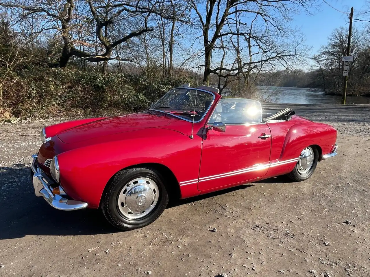 Volkswagen Karmann Ghia