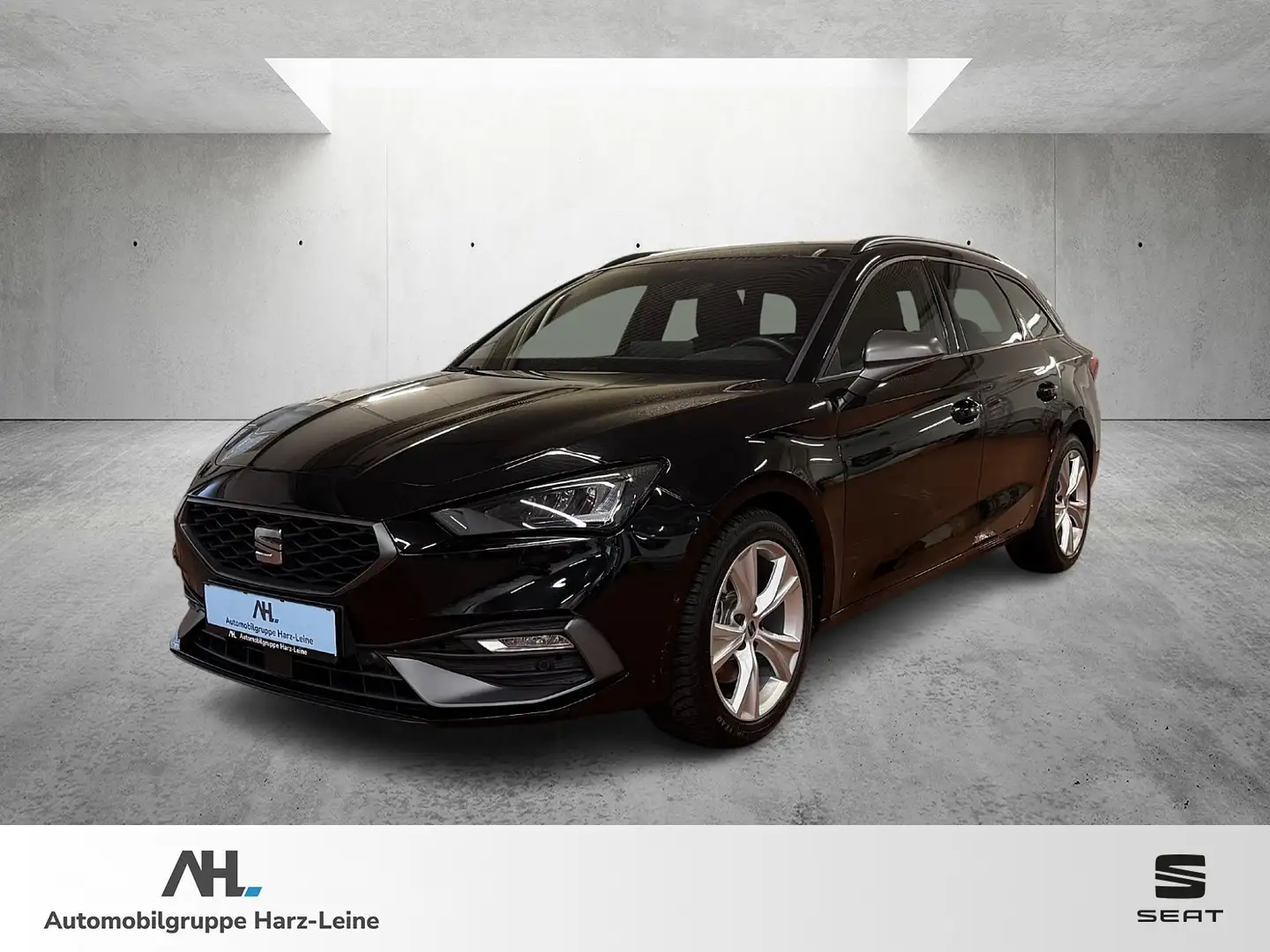 SEAT Leon Sportstourer 2.0 TDI FR DSG AHK Navi ACC RFK Schwarz - 1