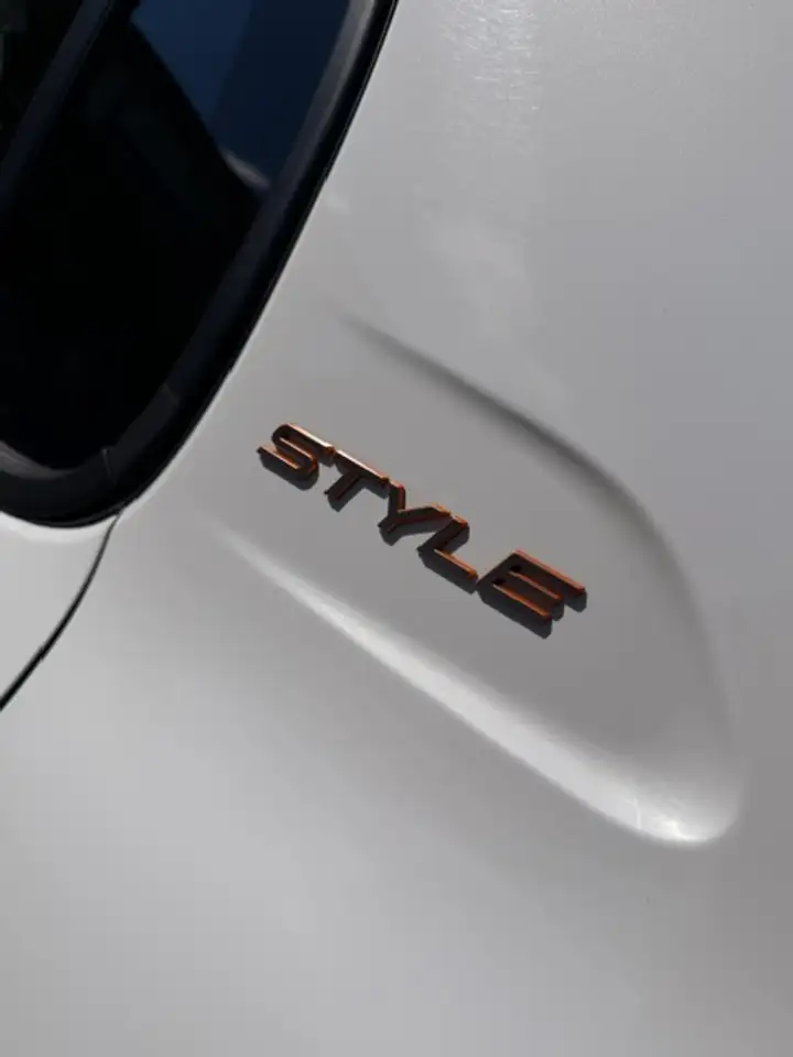 Peugeot 208 1.2i Hybrid Style e-DCS Style, миниатюра 7