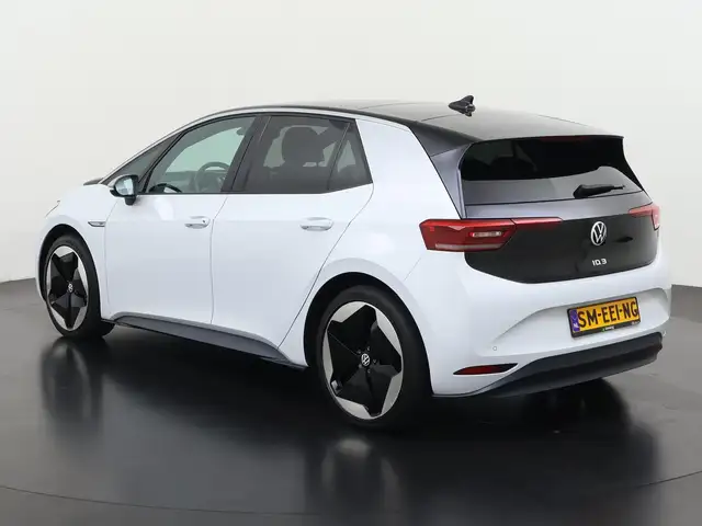 Volkswagen Id.3 view 7