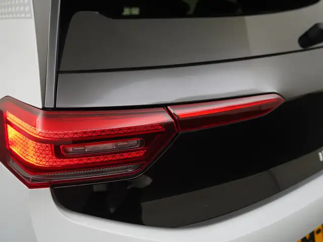 Volkswagen Id.3 view 20
