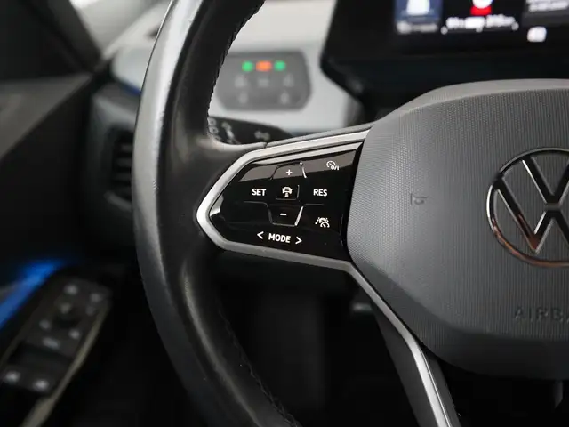 Volkswagen Id.3 view 8