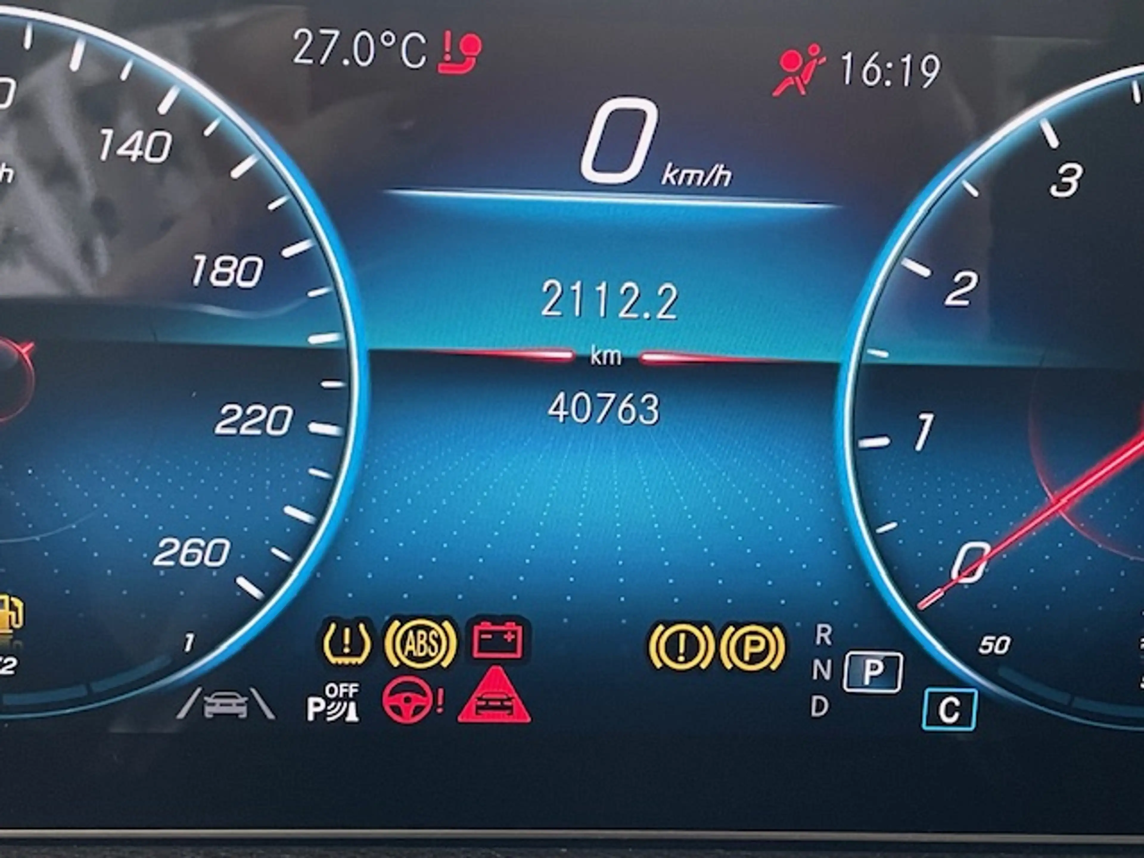 Mercedes-Benz B 180 B 180 (247.084) — photo 12