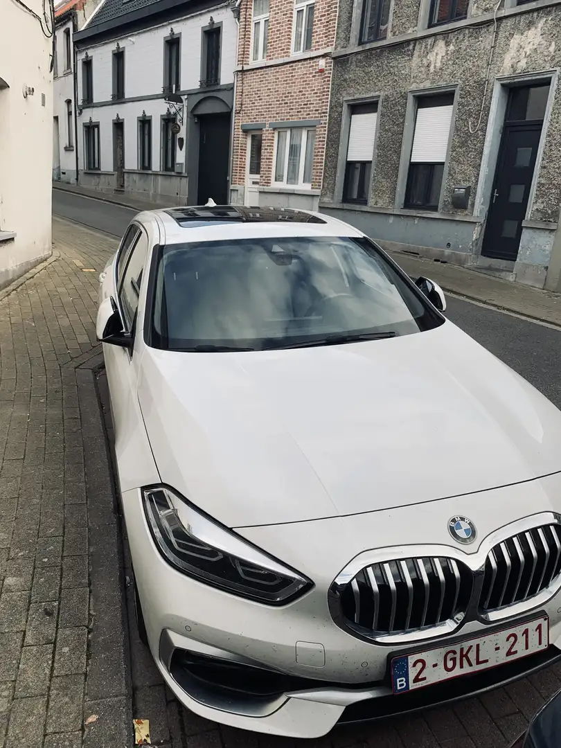 BMW 118 118i - luxury line - toit pano - 2