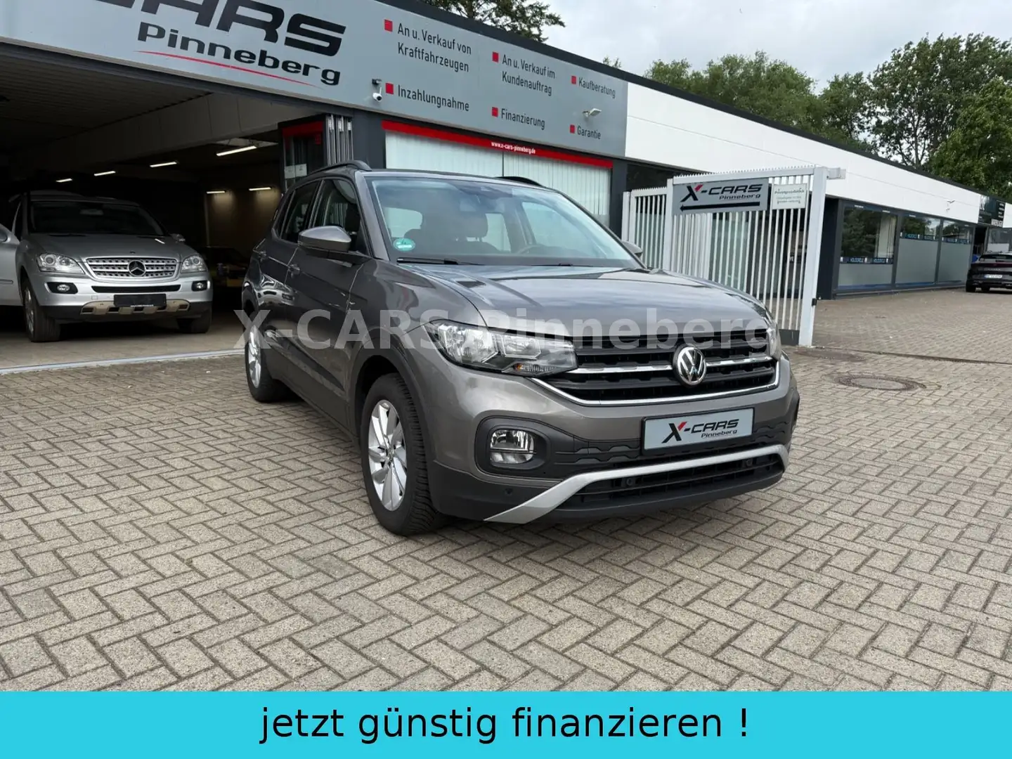 Volkswagen T-Cross 1.0 "Life"*Navi*Klimaaut*PDC*Multi*Allw Grijs - 1