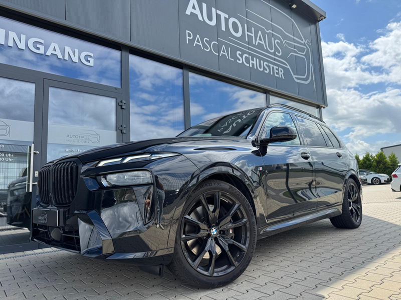 BMW X7 xDrive 40 d M Sport 3.0/AHK/ACC/PANO/7-SITZER