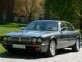 Jaguar Daimler Super V8 Langversion Grau - thumbnail 3