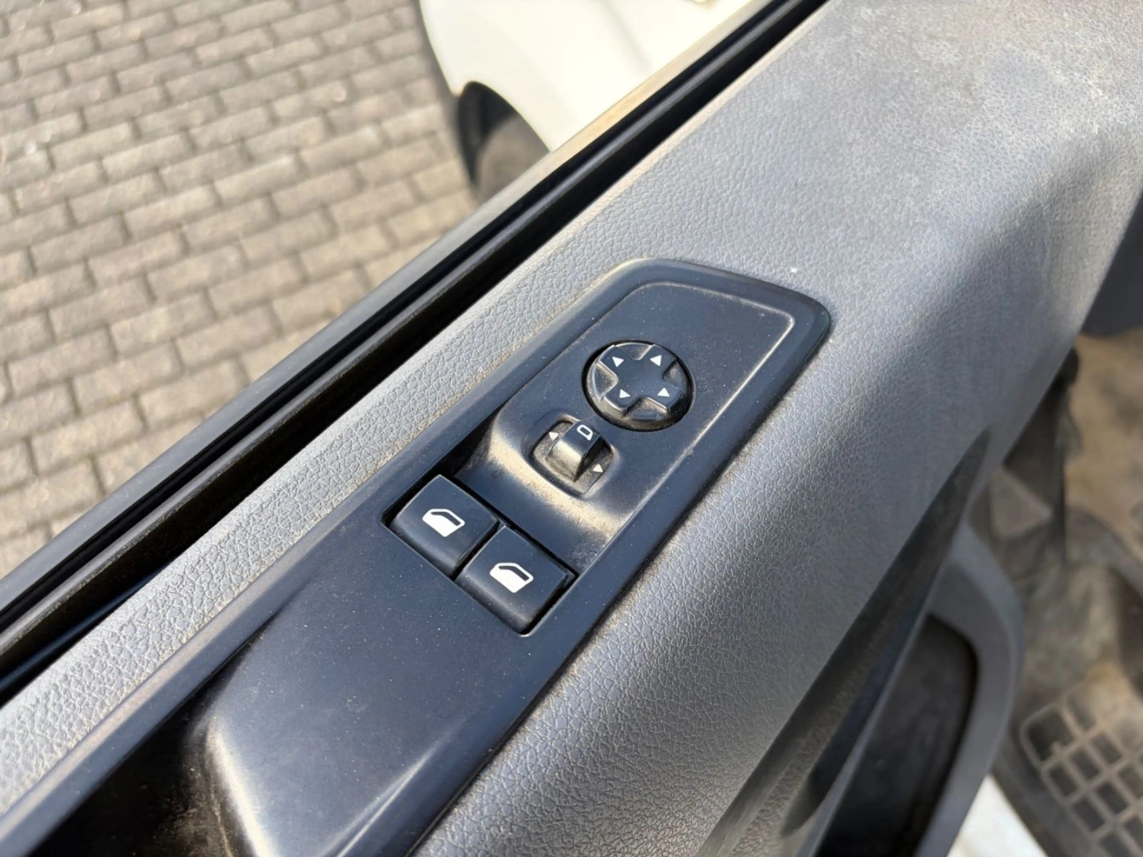 Peugeot Expert Kasten Premium L2 — photo 14