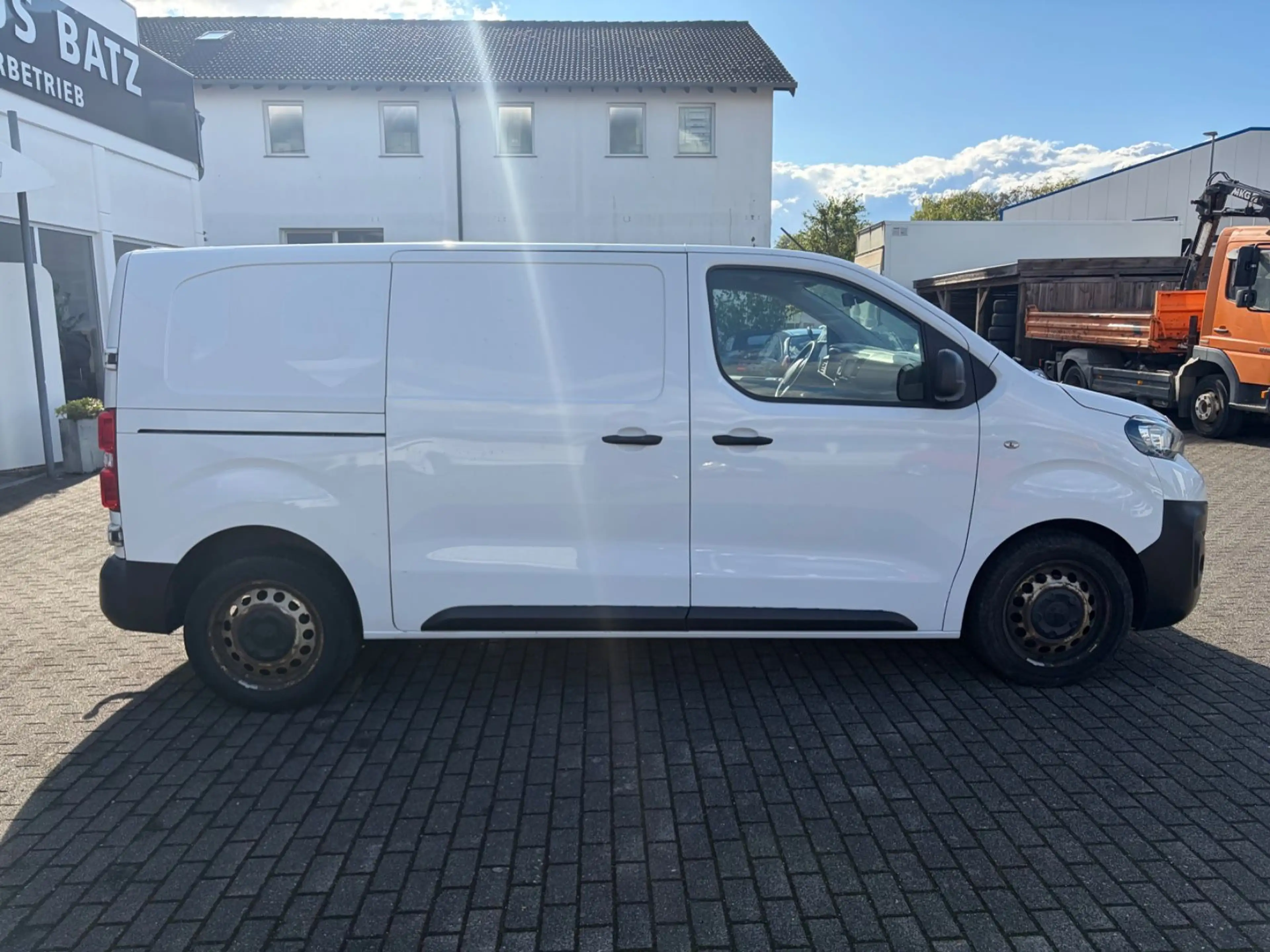 Peugeot Expert Kasten Premium L2 — photo 4