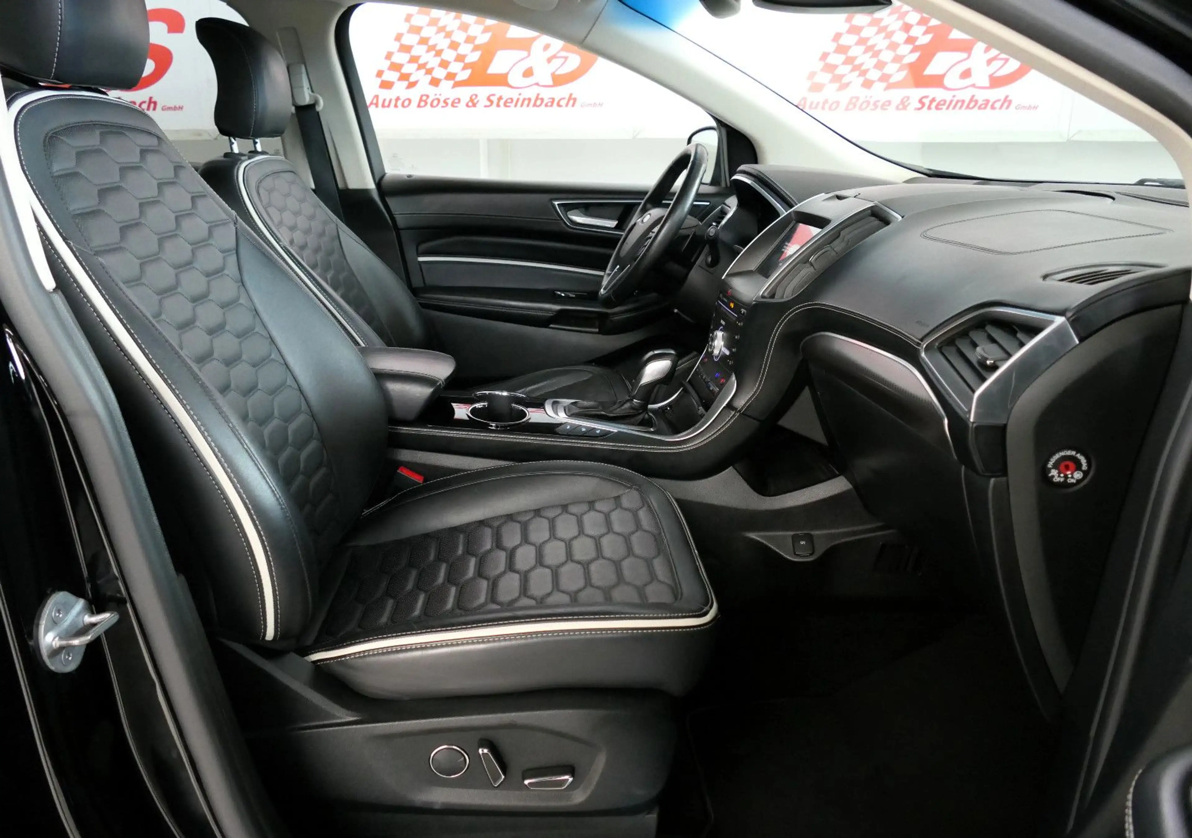 Ford Edge Vignale 4x4*Standhzg.*Sitzlüftg*ACC*Sony* — photo 7