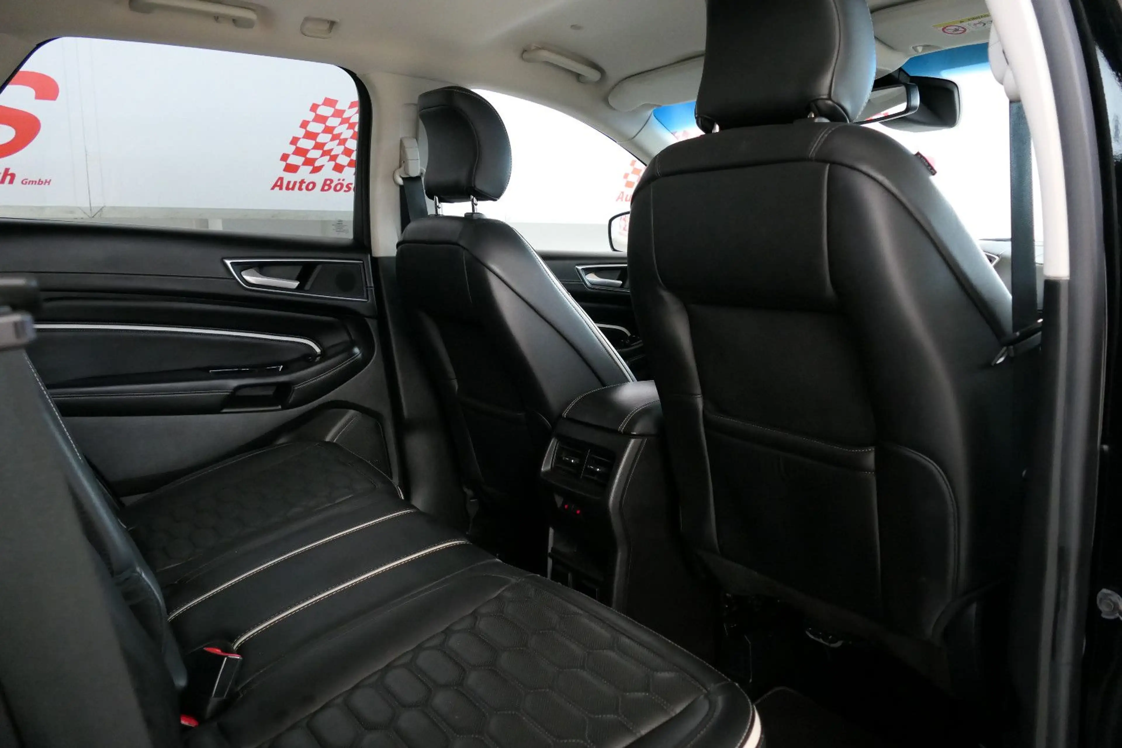 Ford Edge Vignale 4x4*Standhzg.*Sitzlüftg*ACC*Sony* — photo 11