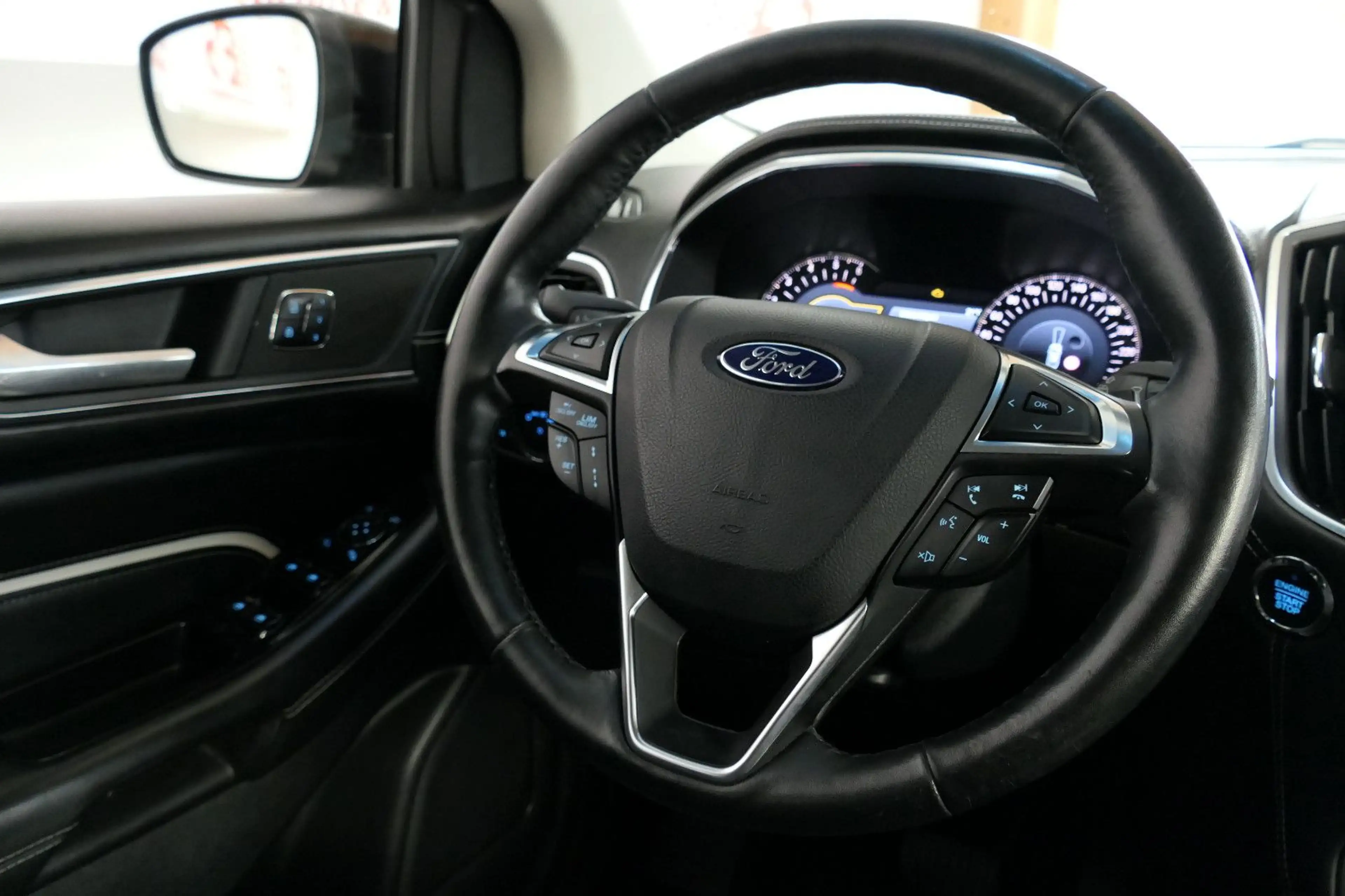 Ford Edge Vignale 4x4*Standhzg.*Sitzlüftg*ACC*Sony* — photo 14