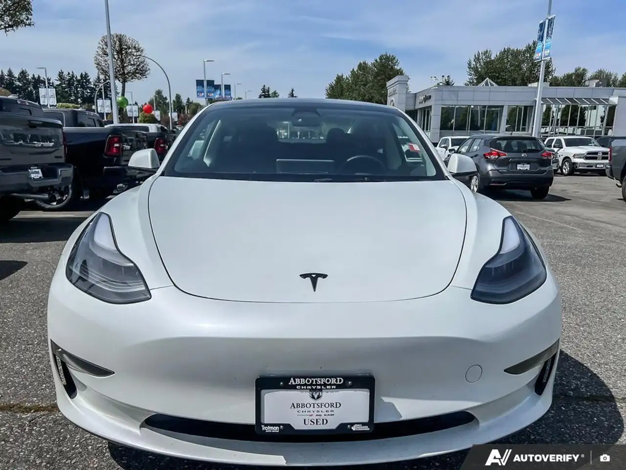 Tesla Model 3 fotografie Tesla Model 3