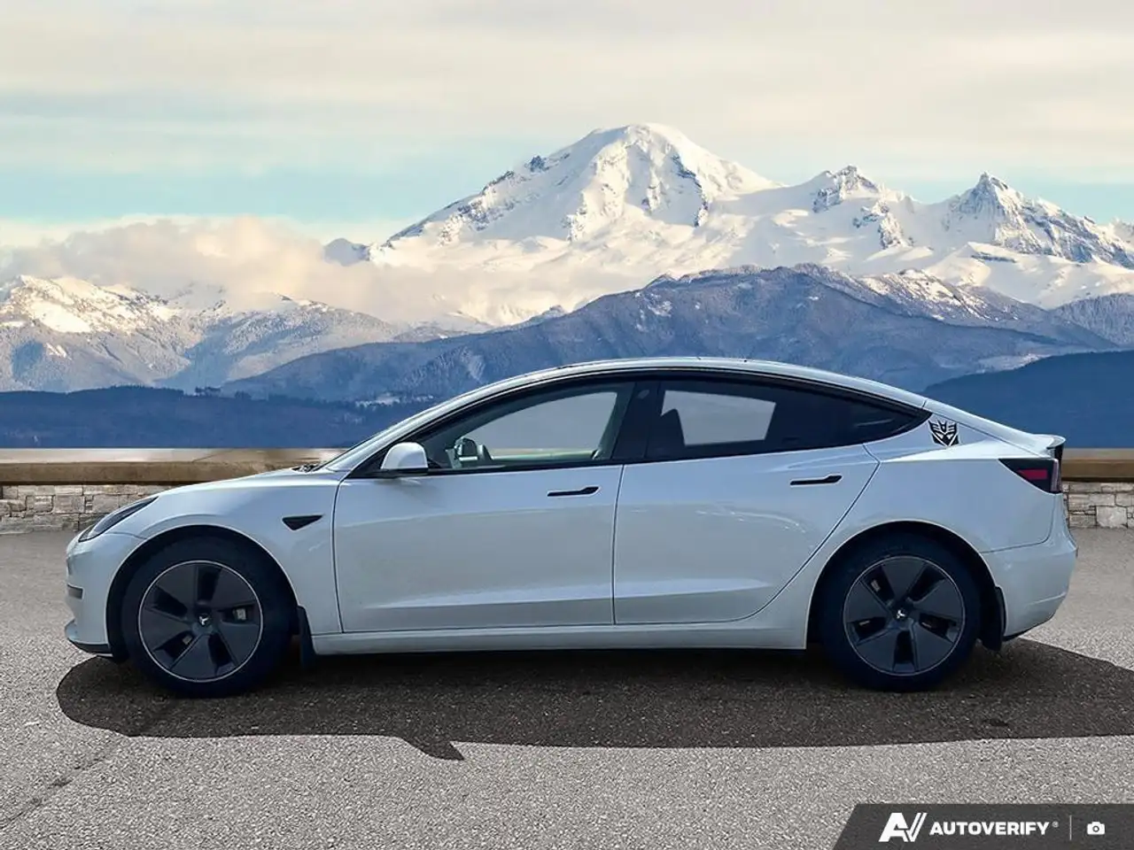 Tesla Model 3 fotografie Tesla Model 3