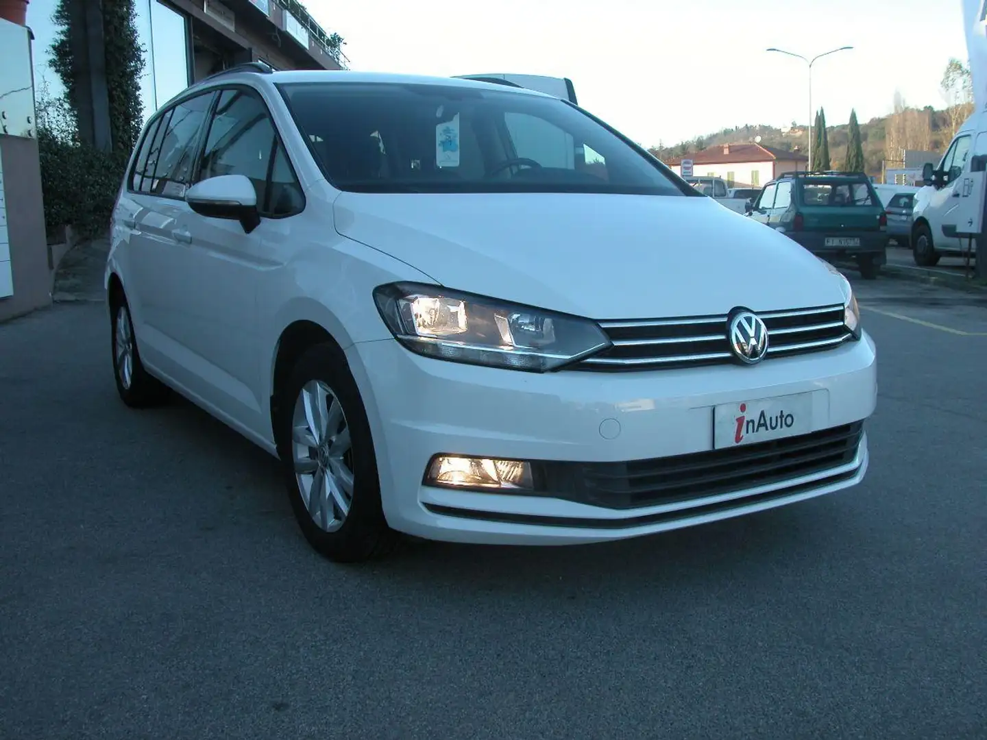 Volkswagen Touran 1.6 TDI 115 CV Comfortline BMT Bianco - 1