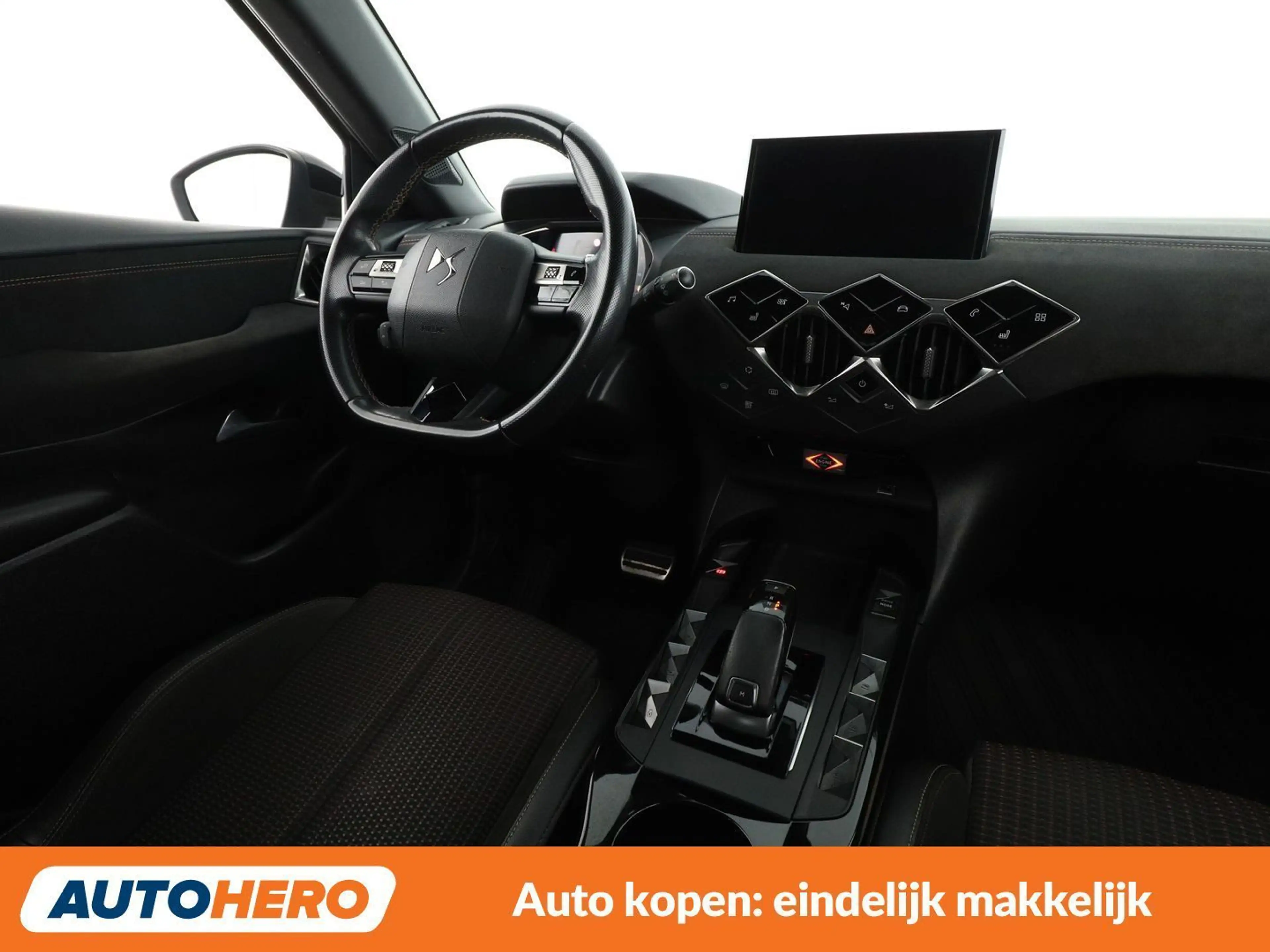 DS Automobiles DS 3 Crossback 1.2 PureTech Performance Line — photo 13