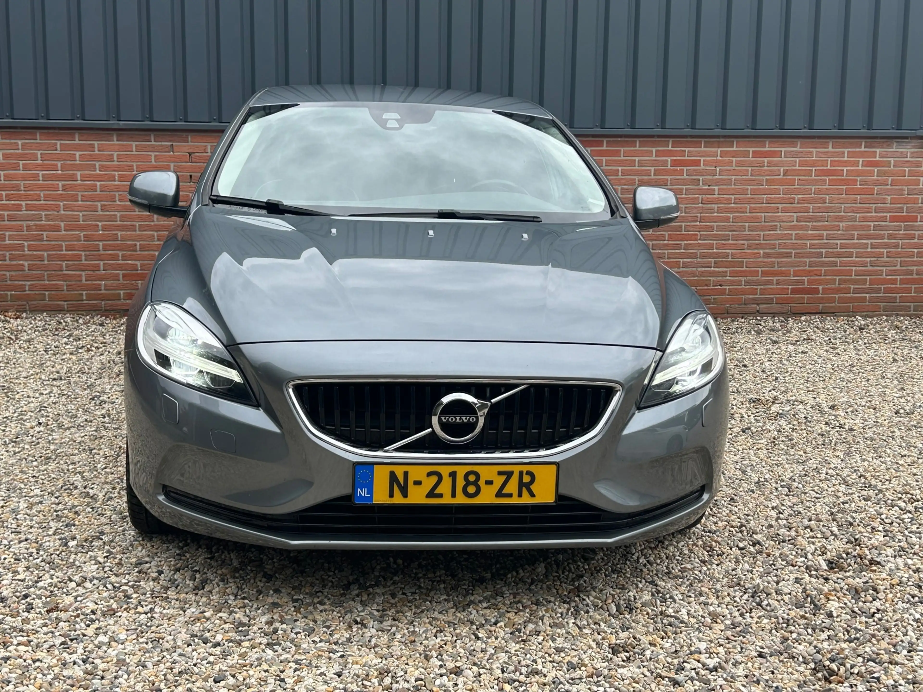 Volvo V40 2.0 D3 Automaat — photo 4