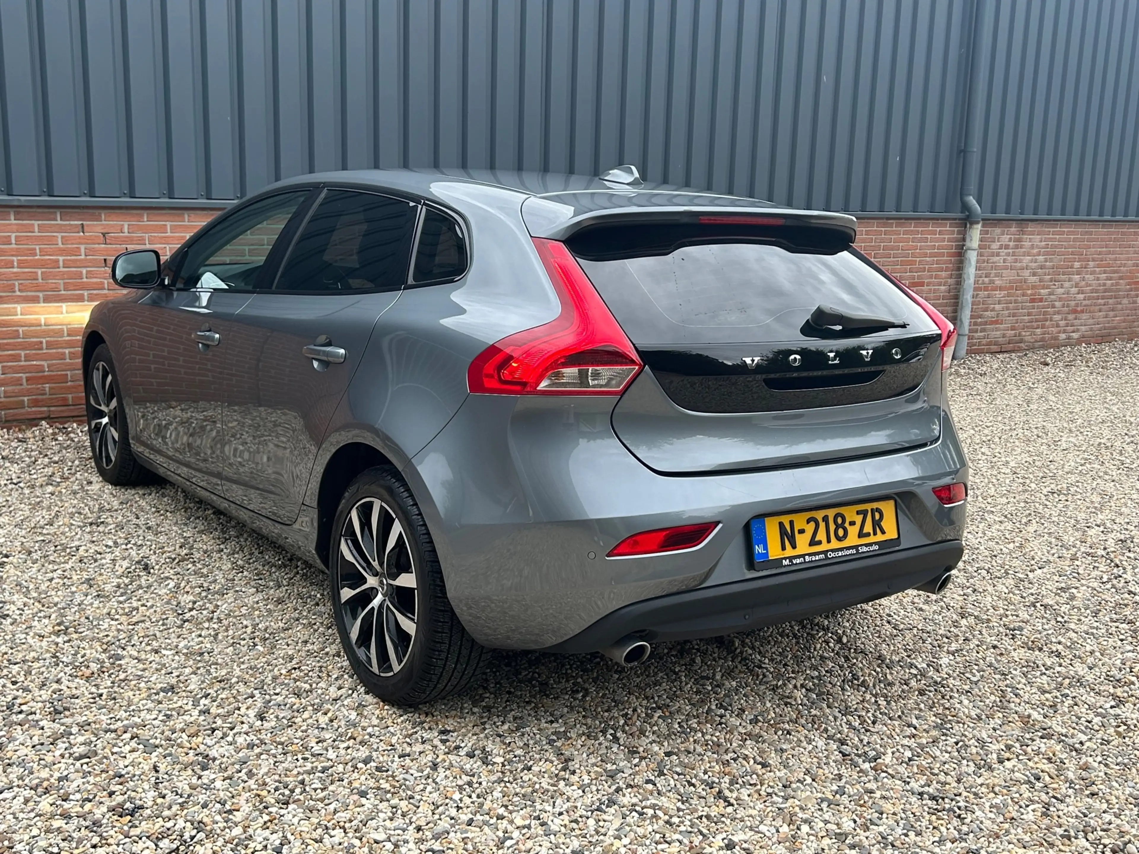 Volvo V40 2.0 D3 Automaat — photo 5