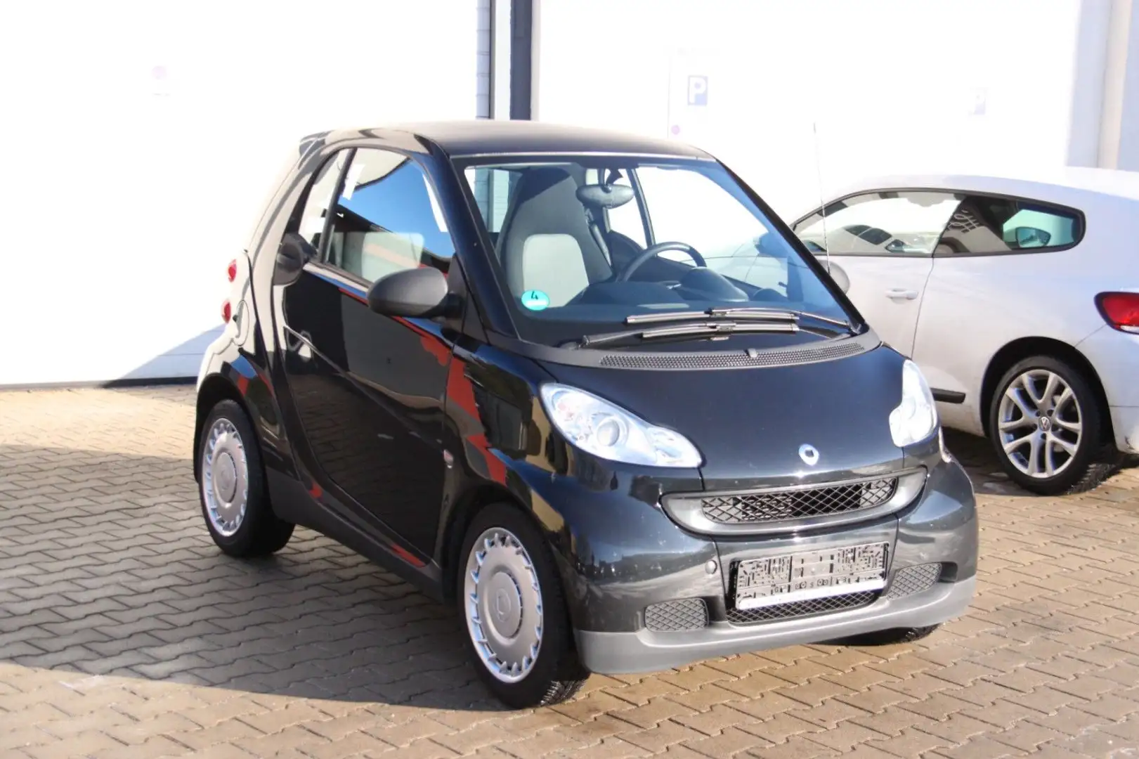 smart forTwo fortwo coupe MHD Klimaautomatik Zwart - 2