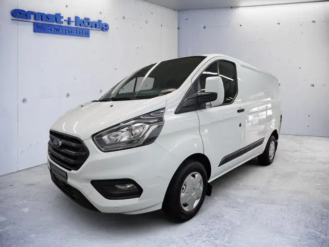 Ford Transit Custom view 2