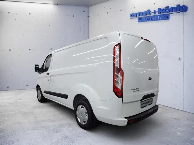 Ford Transit Custom view 5