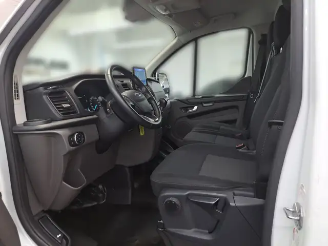 Ford Transit Custom view 8