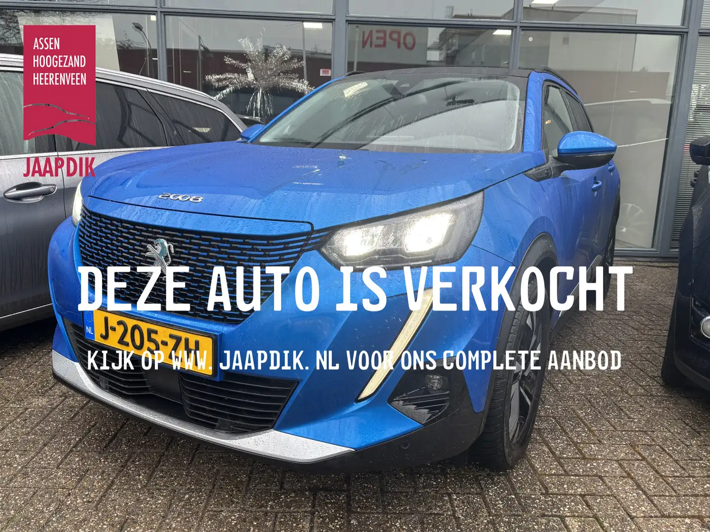 Peugeot e-2008 BWJ 2020 EV Allure 136 PK 50 kWh PANODAK | FULL LE Blauw - 1