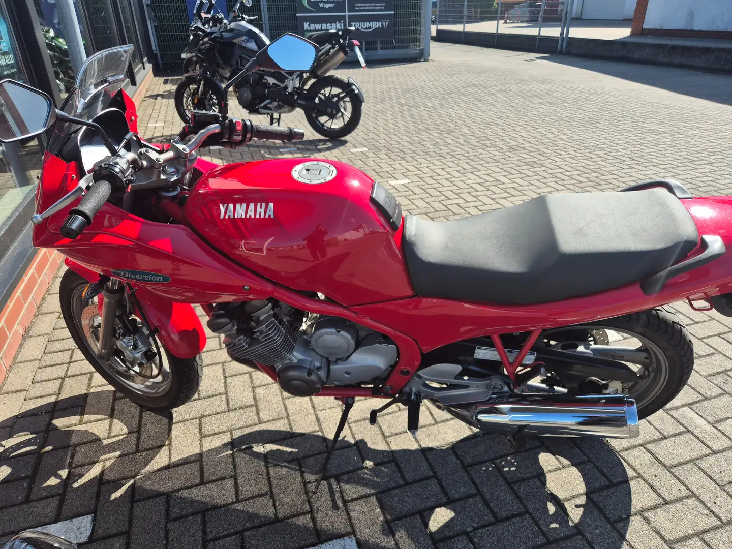 Yamaha XJ 600 S Diversion Rouge - 1