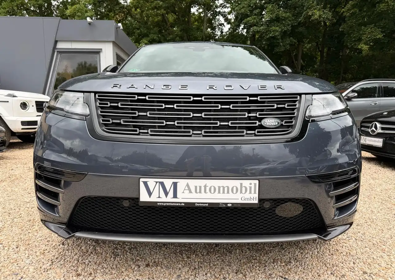 Land Rover Range Rover Velar 2026