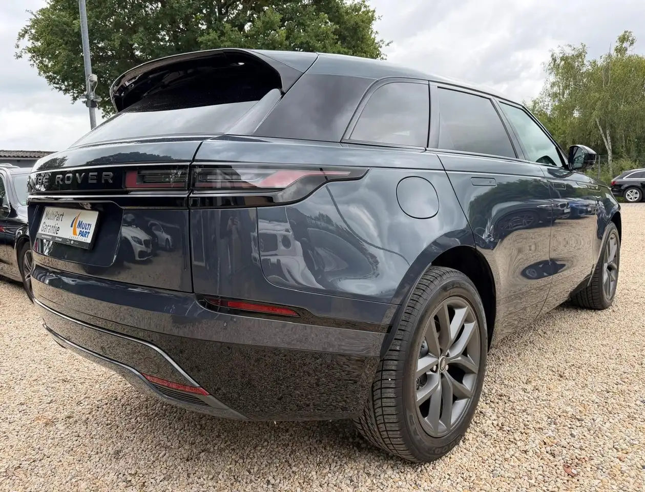Land Rover Range Rover Velar 2026
