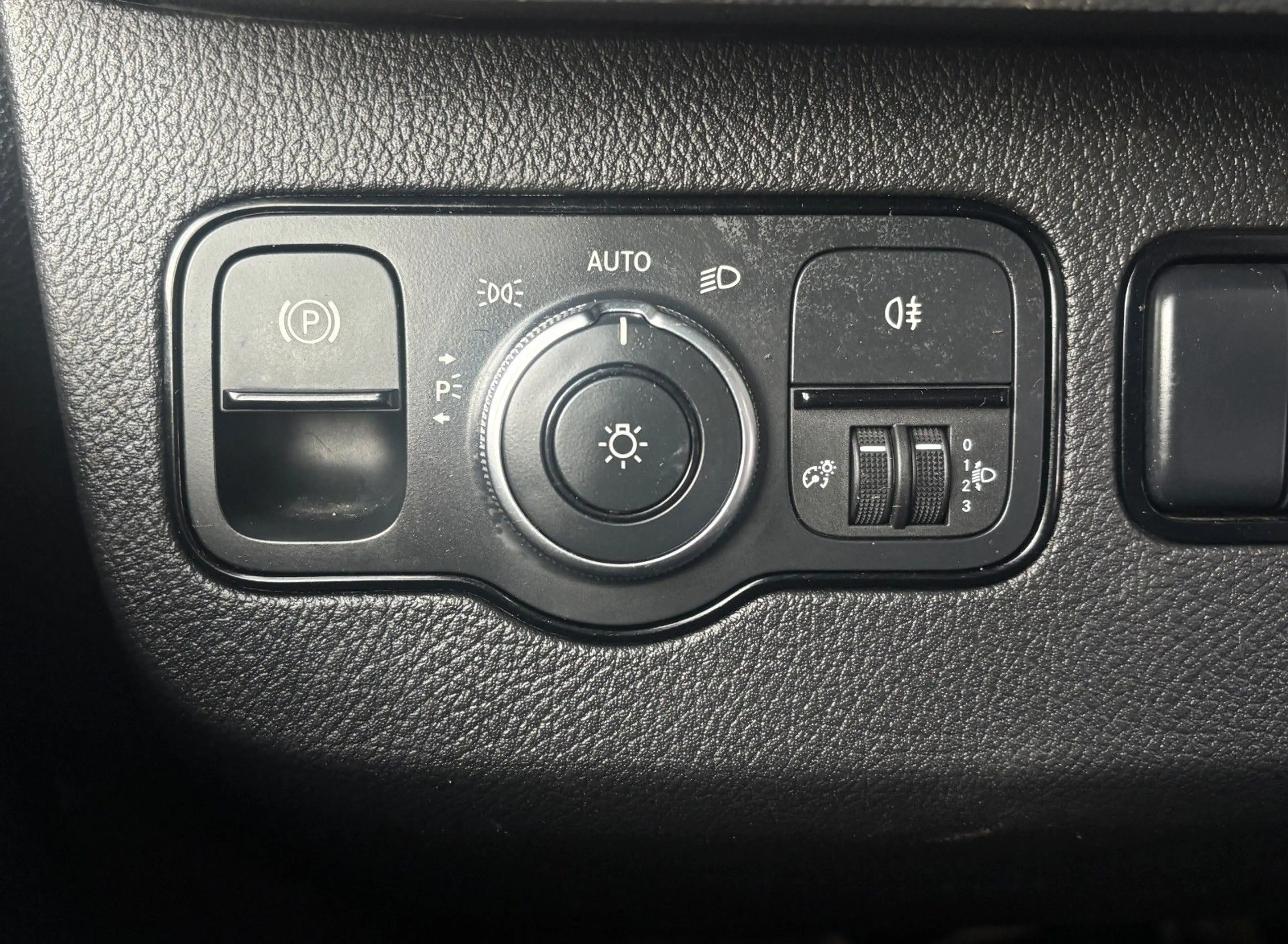 Mercedes-Benz Sprinter eSprinter Kasten FWD 312 L2H2*3,5t*KLIMA*Kamera — photo 14