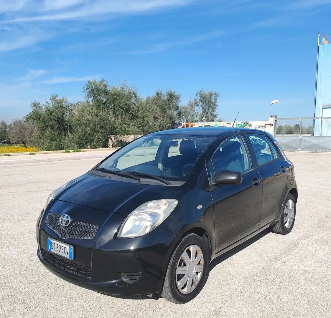 Toyota Yaris 5p 1.0 Now Clima  VENDUTA Noir - 1