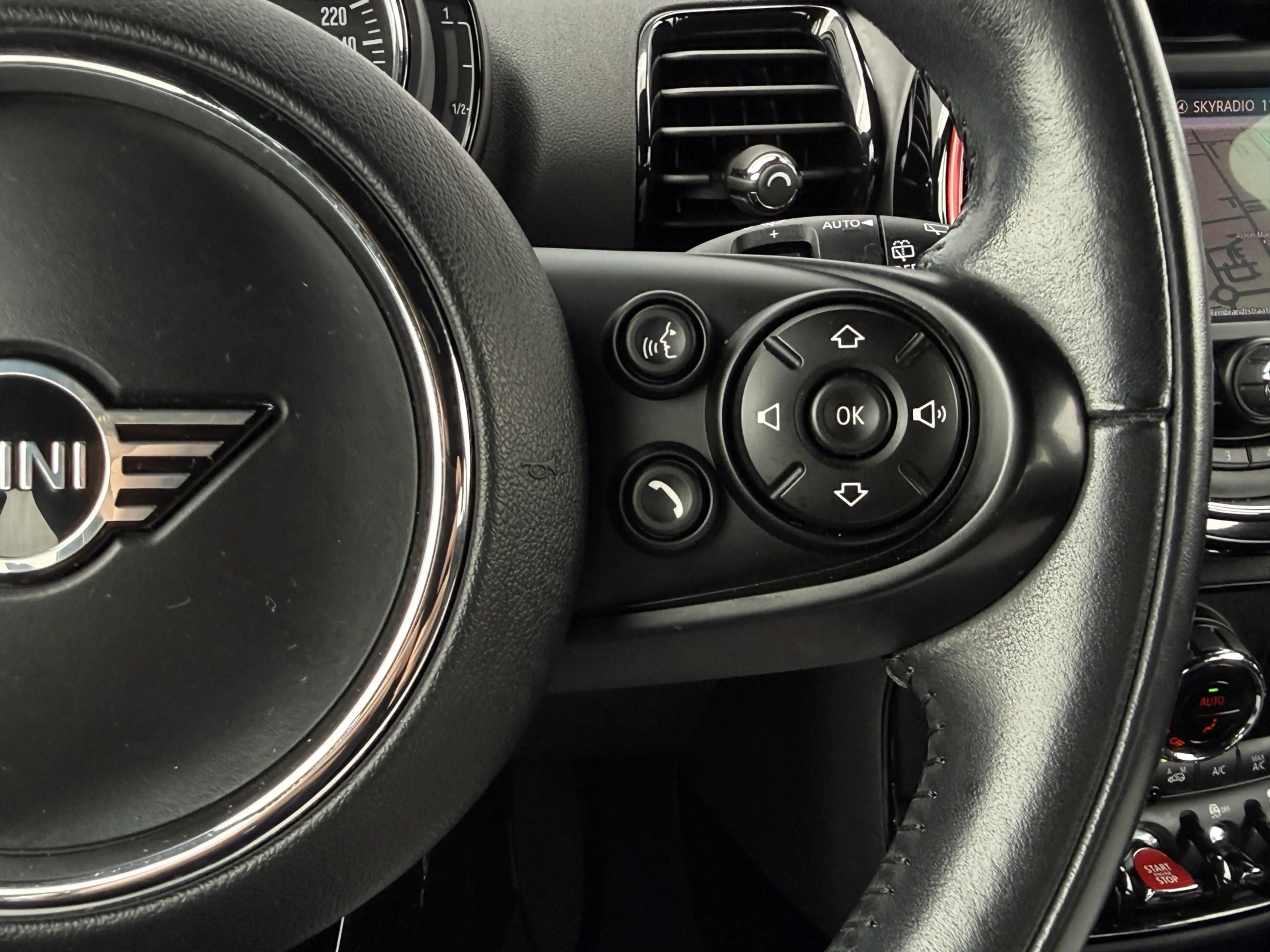 MINI Cooper Clubman 1.5 Business Edition Apple Carplay/LED/PDC. — photo 27
