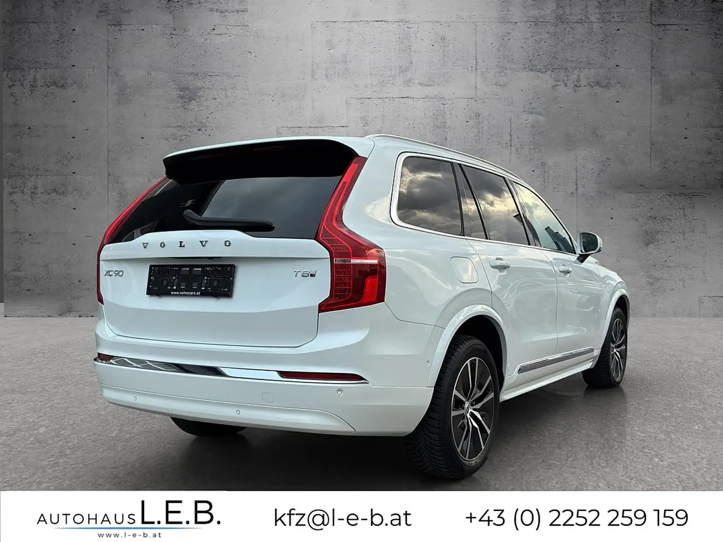 Volvo XC90 T8 AWD Recharge PHEV Plus Bright Geartronic Weiß - 2